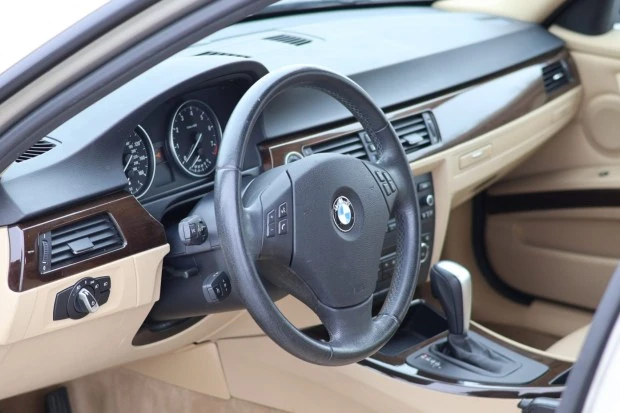 2011 BMW E91 3 Series Touring - Image 5 of 7