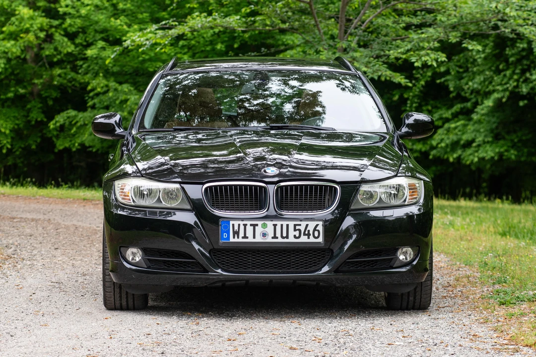 2011 BMW E91 3 Series Touring - Image 2 of 31