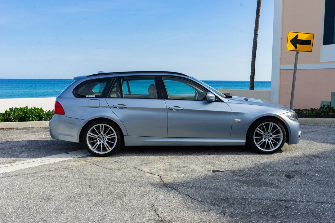 2011 BMW E91 3 Series Touring - Image 10 of 31