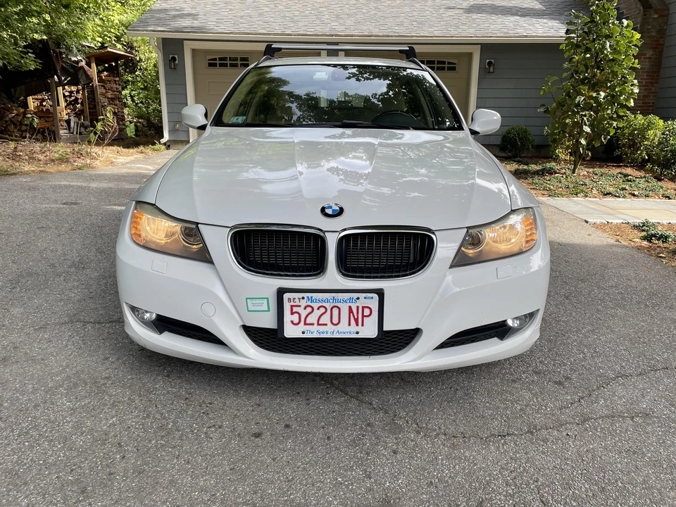 2011 BMW E91 3 Series Touring - Image 8 of 31