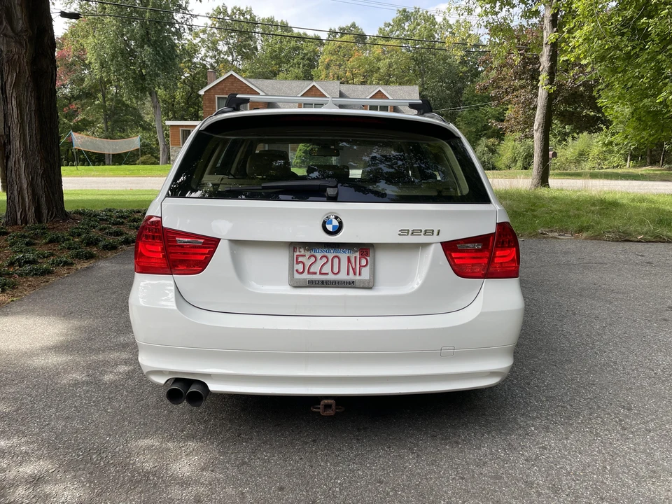 2011 BMW E91 3 Series Touring - Image 10 of 31