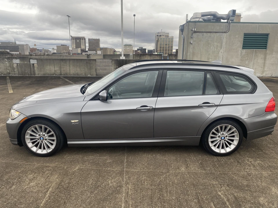 2011 BMW E91 3 Series Touring - Image 11 of 31