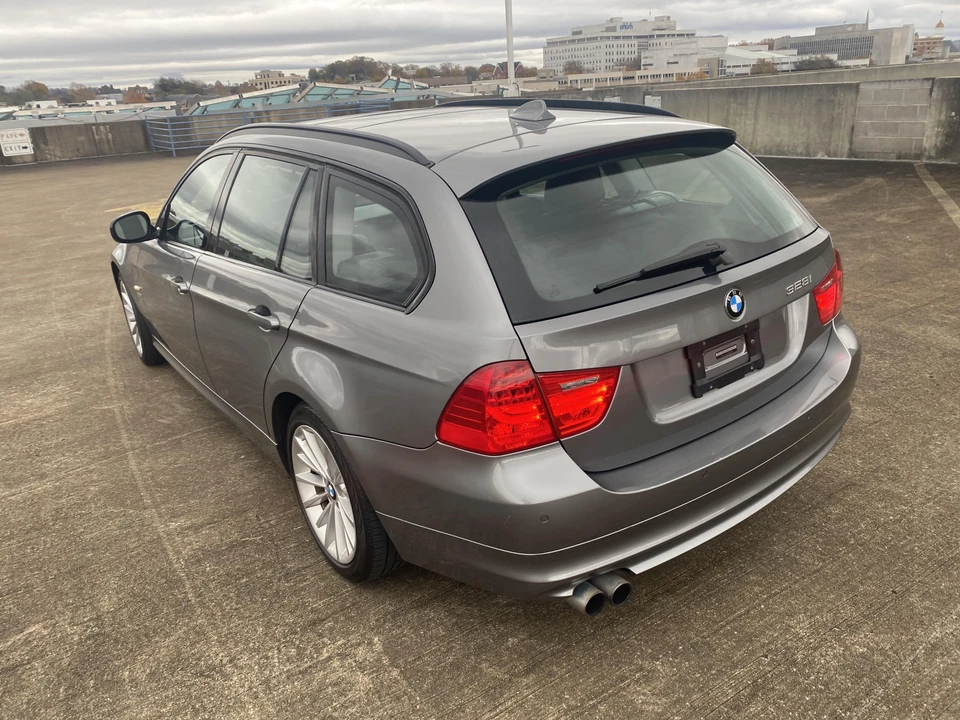 2011 BMW E91 3 Series Touring - Image 19 of 31