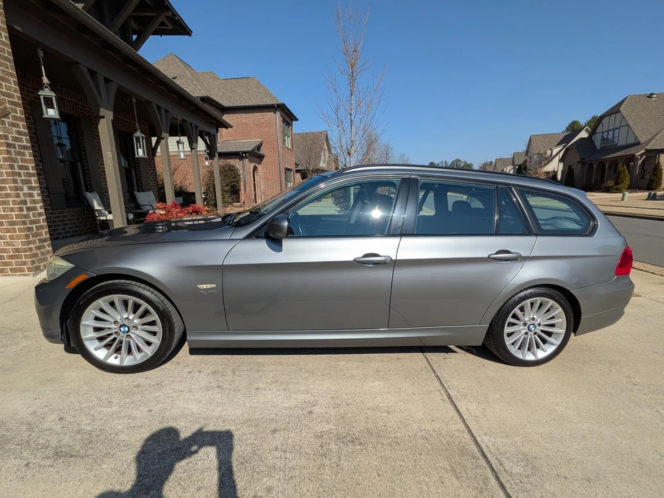 2011 BMW E91 3 Series Touring - Image 10 of 31