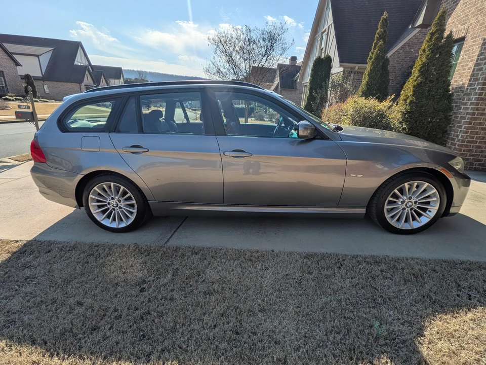 2011 BMW E91 3 Series Touring - Image 19 of 31