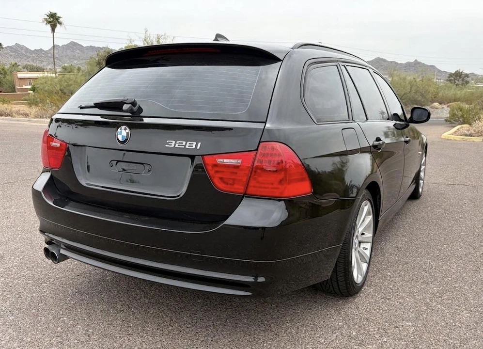2011 BMW E91 3 Series Touring - Image 9 of 31
