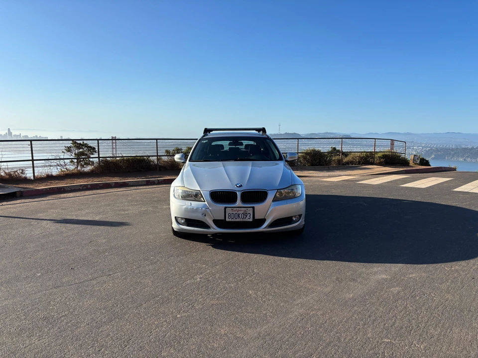 2011 BMW E91 3 Series Touring - Image 9 of 31