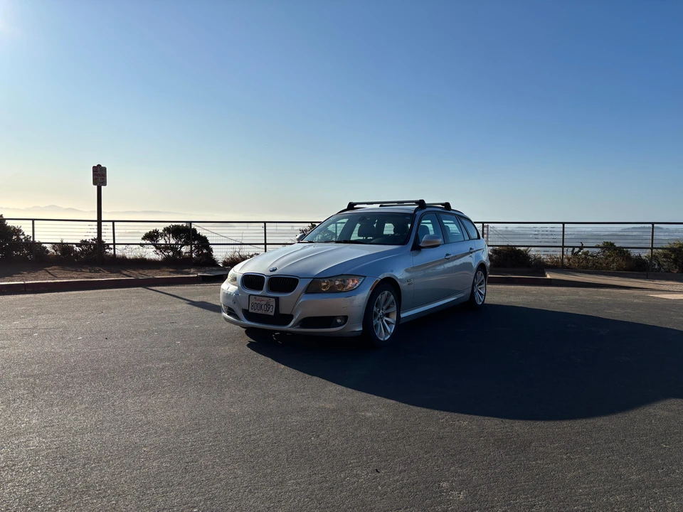2011 BMW E91 3 Series Touring - Image 14 of 31