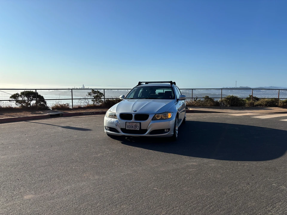 2011 BMW E91 3 Series Touring - Image 10 of 31