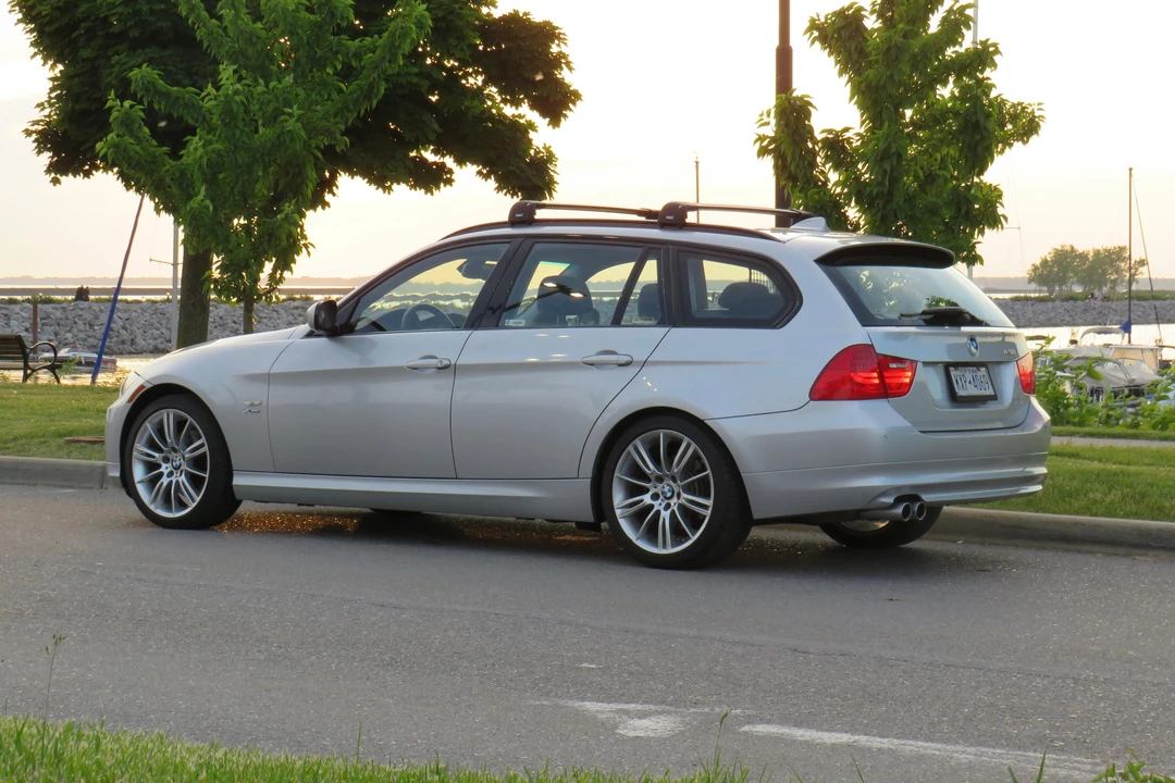 2011 BMW E91 3 Series Touring - Image 12 of 31