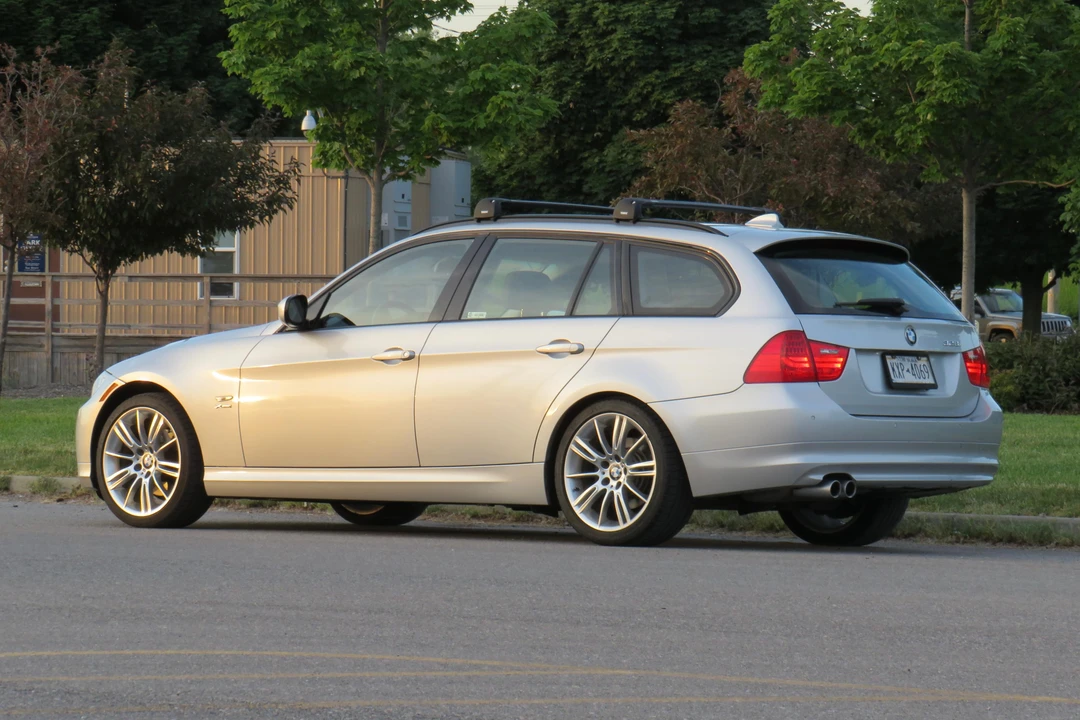 2011 BMW E91 3 Series Touring - Image 14 of 31