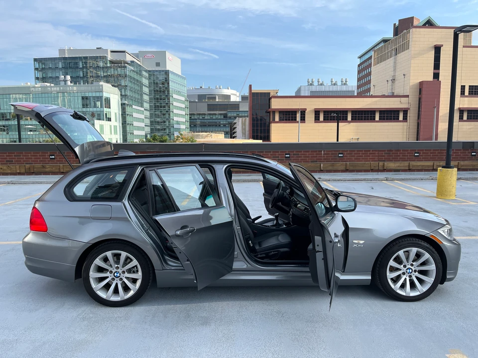 2011 BMW E91 3 Series Touring - Image 30 of 31