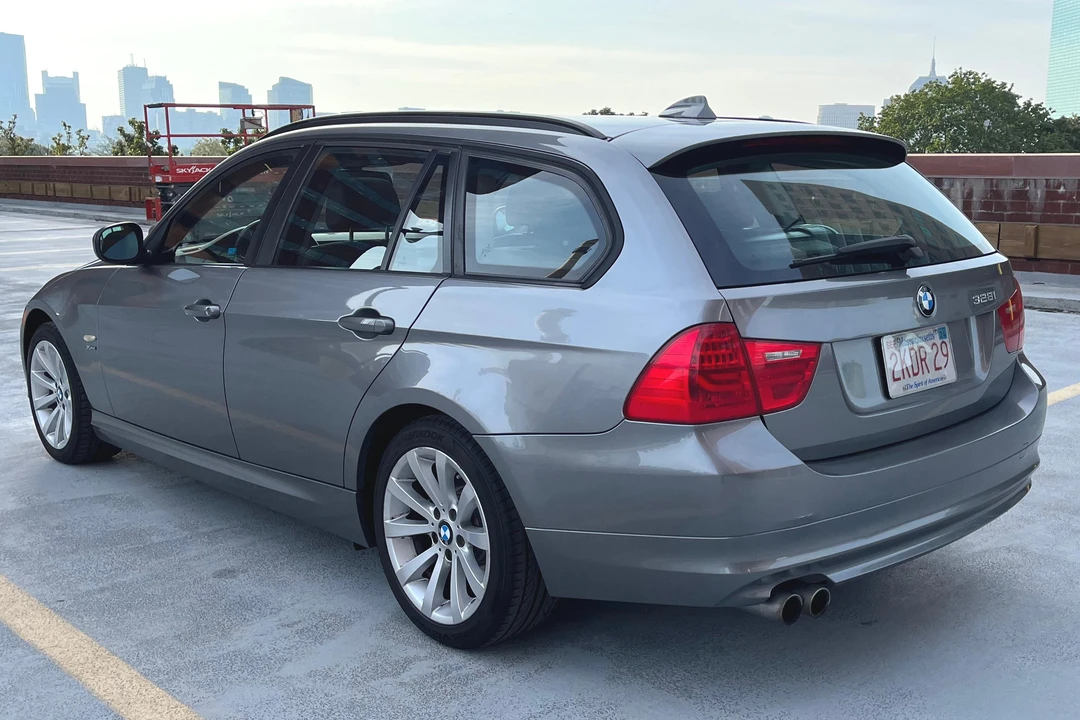 2011 BMW E91 3 Series Touring - Image 4 of 31