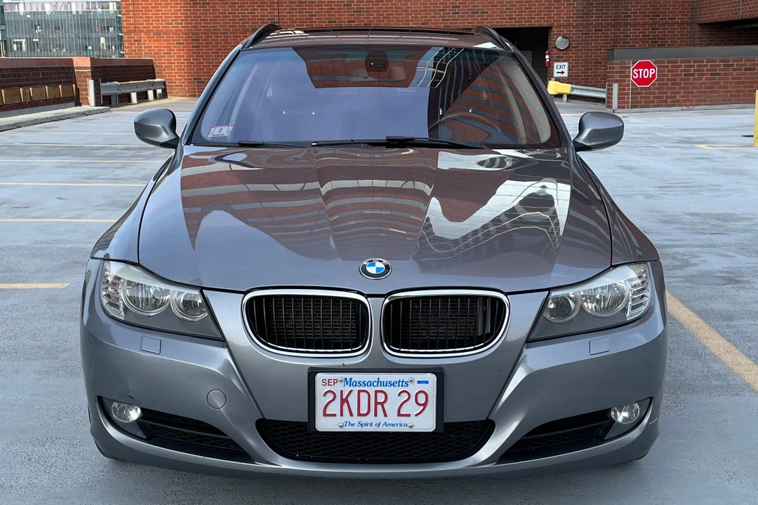 2011 BMW E91 3 Series Touring - Image 2 of 31