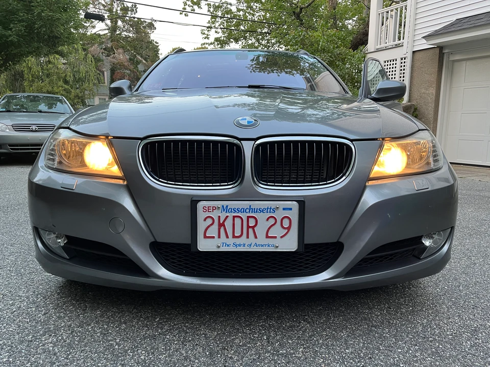 2011 BMW E91 3 Series Touring - Image 9 of 31