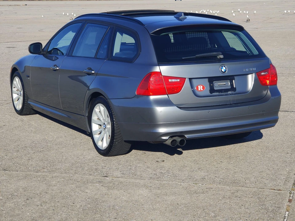 2011 BMW E91 3 Series Touring - Image 14 of 31