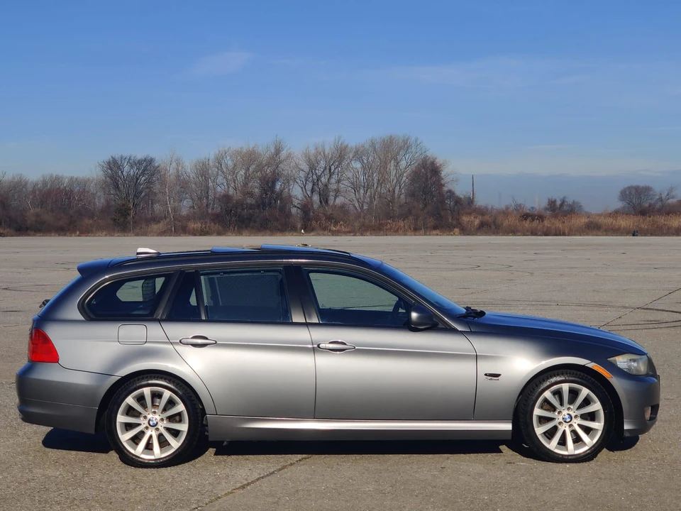 2011 BMW E91 3 Series Touring - Image 19 of 31