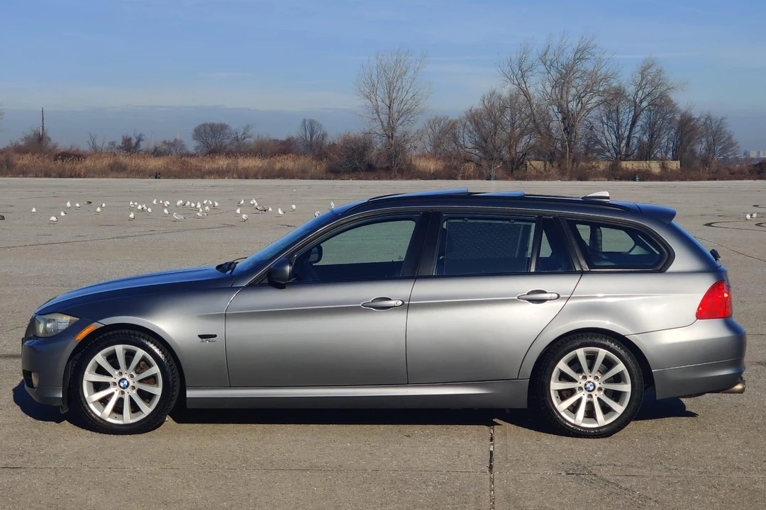 2011 BMW E91 3 Series Touring - Image 3 of 31