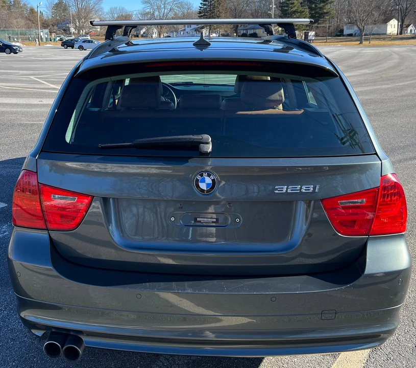 2011 BMW E91 3 Series Touring - Image 8 of 31
