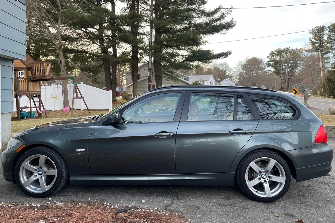 2011 BMW E91 3 Series Touring - Image 3 of 31