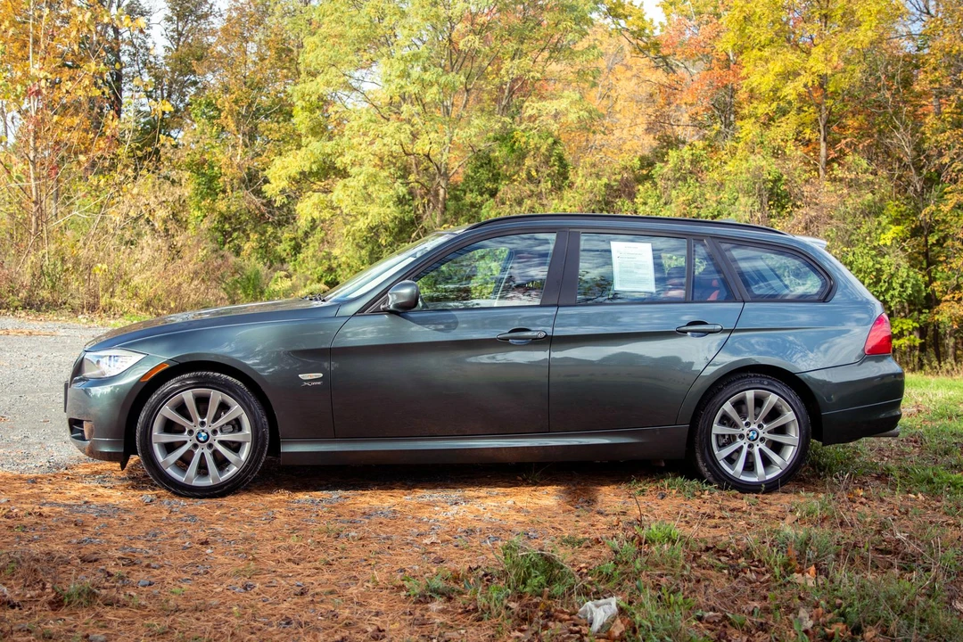 2011 BMW E91 3 Series Touring - Image 14 of 31