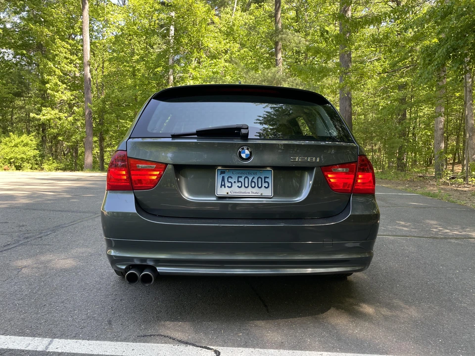 2011 BMW E91 3 Series Touring - Image 8 of 31