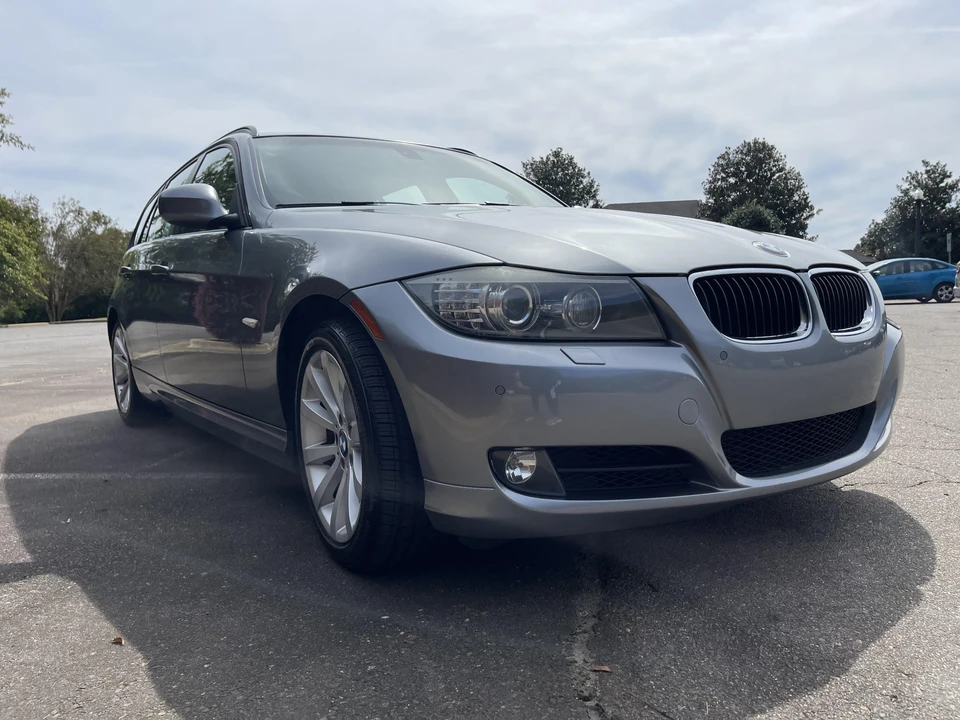 2011 BMW E91 3 Series Touring - Image 10 of 31