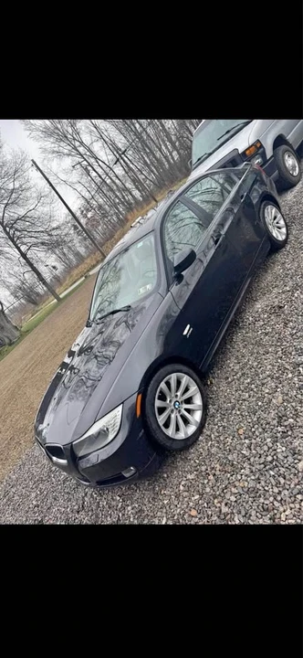 2011 BMW E90 3 Series Sedan - Image 2 of 6