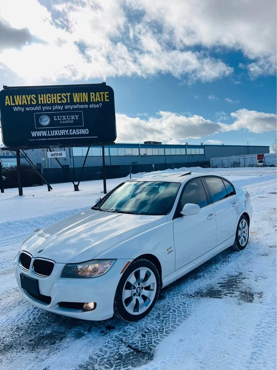 2011 BMW E90 3 Series Sedan - Image 11 of 11