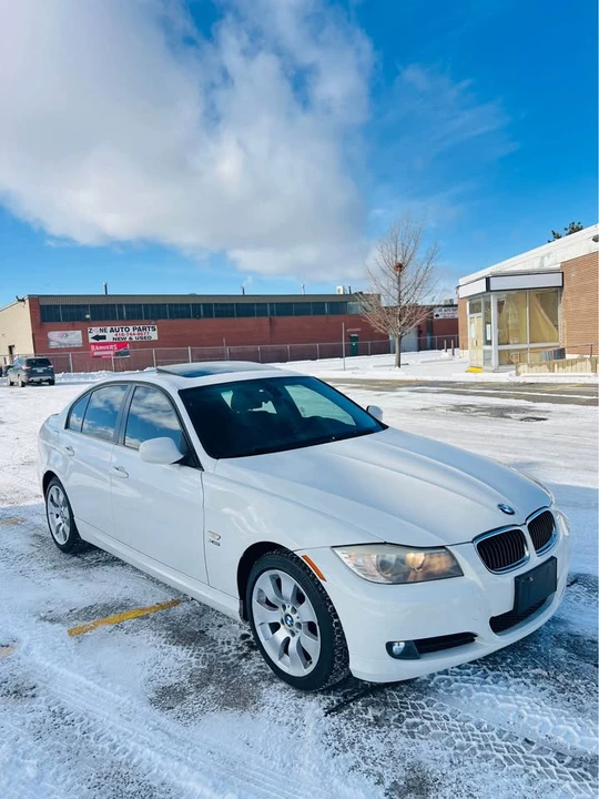 2011 BMW E90 3 Series Sedan - Image 3 of 11