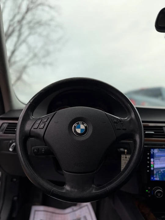 2011 BMW E90 3 Series Sedan - Image 8 of 15
