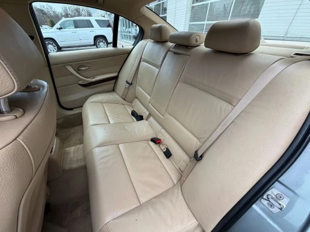 2011 BMW E90 3 Series Sedan - Image 10 of 14