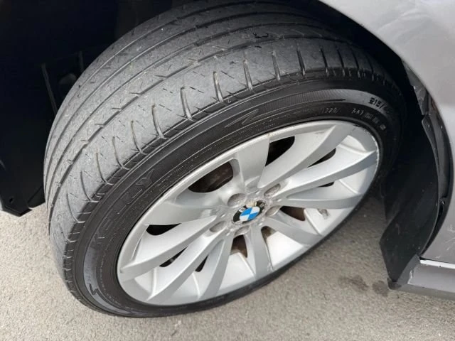 2011 BMW E90 3 Series Sedan - Image 7 of 14