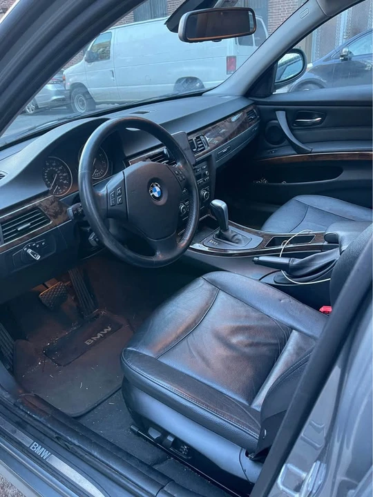 2011 BMW E90 3 Series Sedan - Image 10 of 10