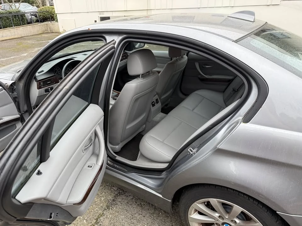 2011 BMW E90 3 Series Sedan - Image 9 of 12