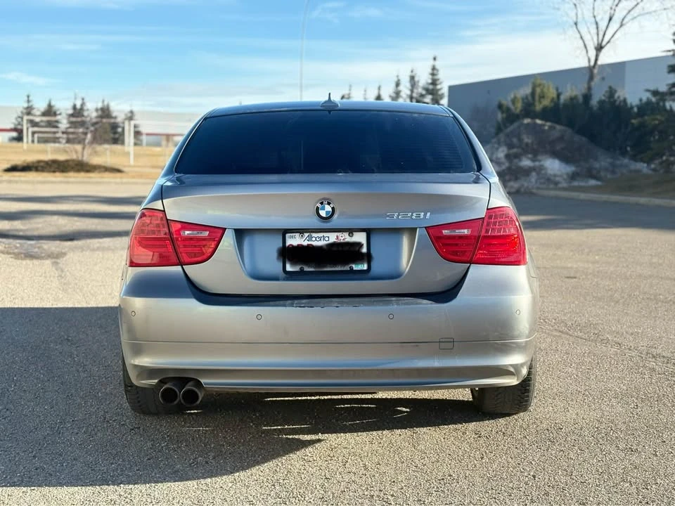 2011 BMW E90 3 Series Sedan - Image 8 of 12