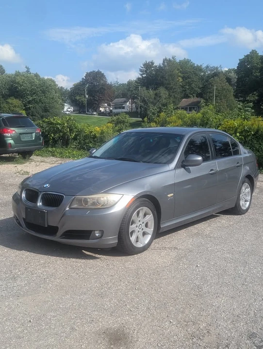 2011 BMW E90 3 Series Sedan - Image 3 of 12
