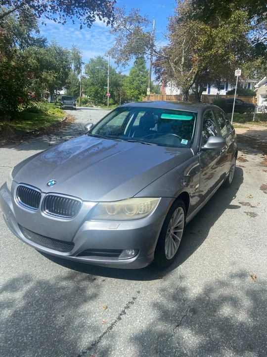 2011 BMW E90 3 Series Sedan - Image 8 of 9