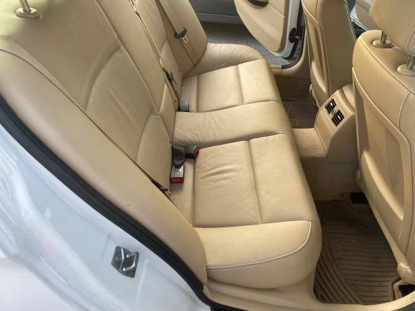 2011 BMW E90 3 Series Sedan - Image 17 of 19