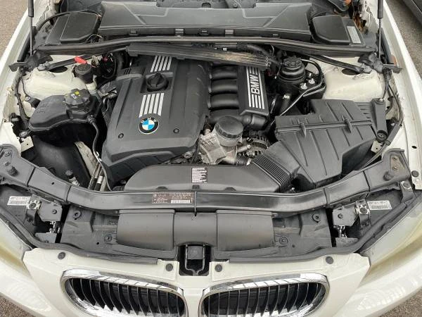 2011 BMW E90 3 Series Sedan - Image 9 of 19