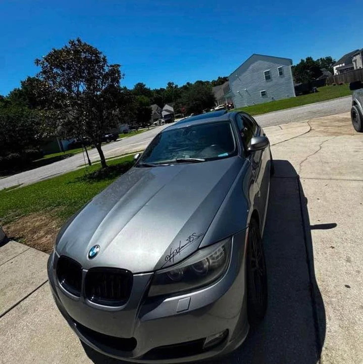 2011 BMW E90 3 Series Sedan - Image 3 of 6