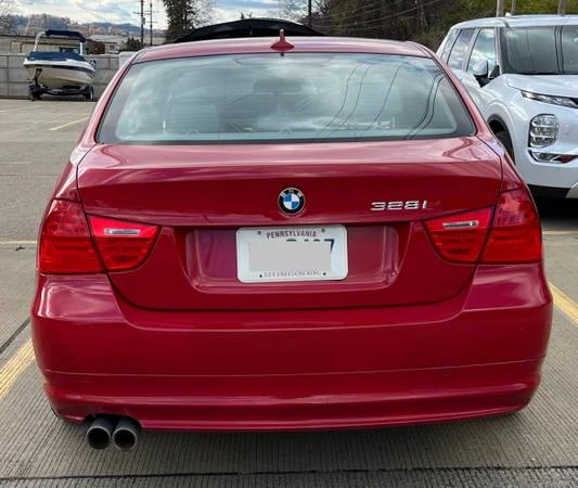 2011 BMW E90 3 Series Sedan - Image 5 of 9