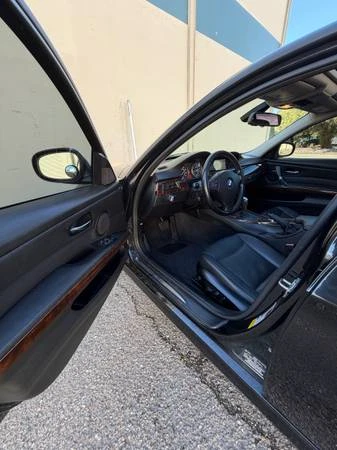 2011 BMW E90 3 Series Sedan - Image 5 of 11