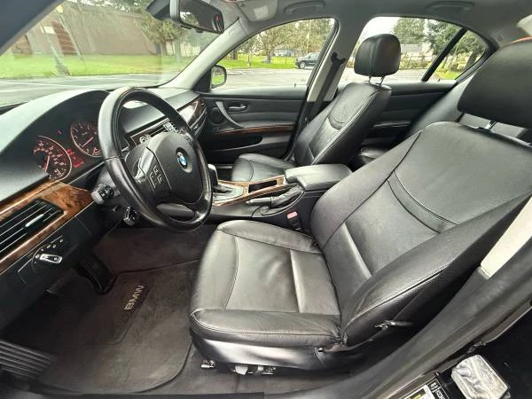 2011 BMW E90 3 Series Sedan - Image 13 of 19
