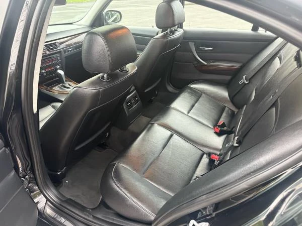 2011 BMW E90 3 Series Sedan - Image 16 of 19