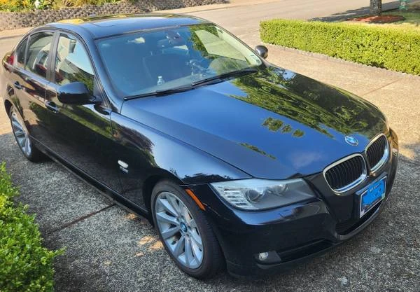 2011 BMW E90 3 Series Sedan - Image 3 of 6