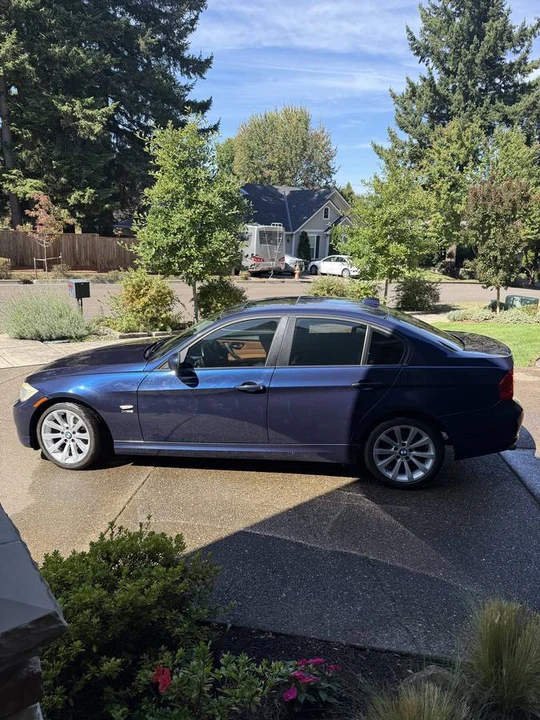 2011 BMW E90 3 Series Sedan - Image 2 of 14