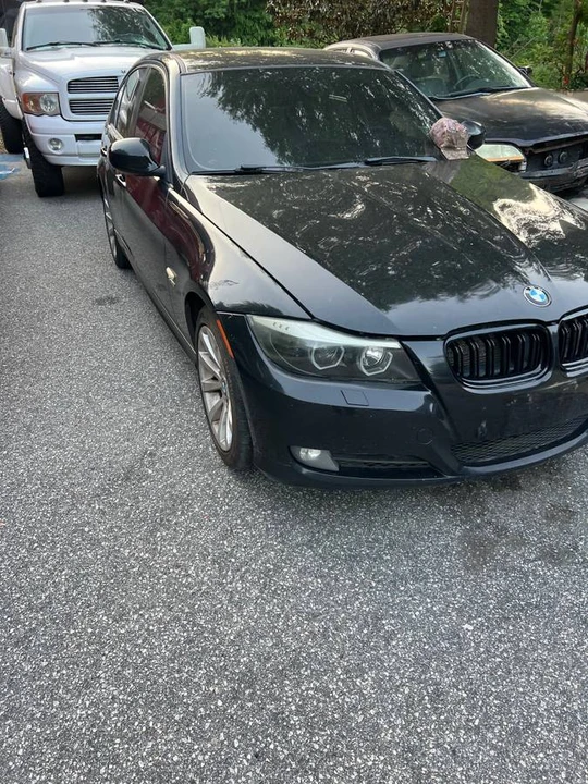2011 BMW E90 3 Series Sedan - Image 2 of 8