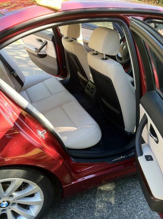 2011 BMW E90 3 Series Sedan - Image 12 of 24