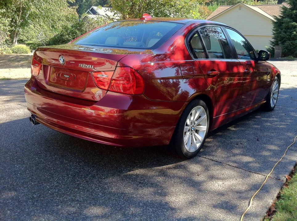 2011 BMW E90 3 Series Sedan - Image 6 of 24